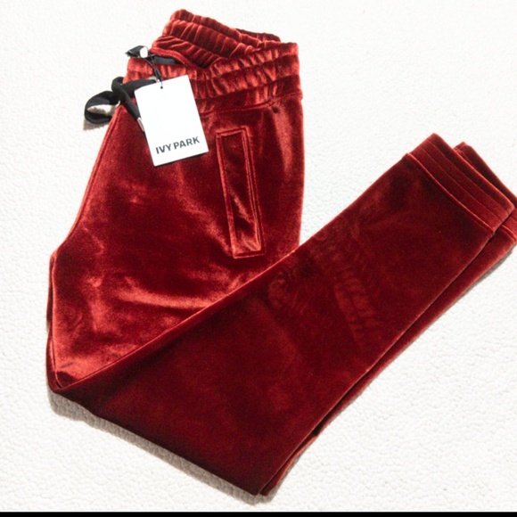 Sold!IVY PARK jogger pants - Picture 5 of 5